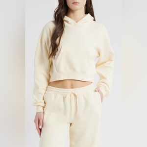 FOREVER21 Pastel Yellow Cropped Hoodie Kangaroo Front Pocket Cozy Loungewear S